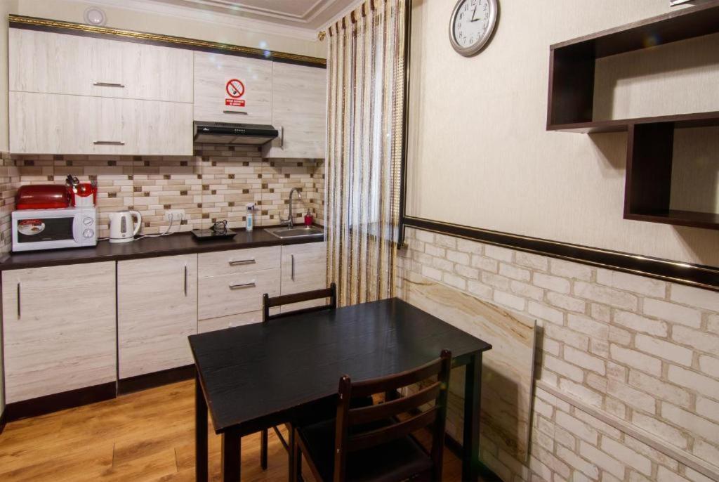 Bonus Aparthotel Vinnytsia Exterior photo